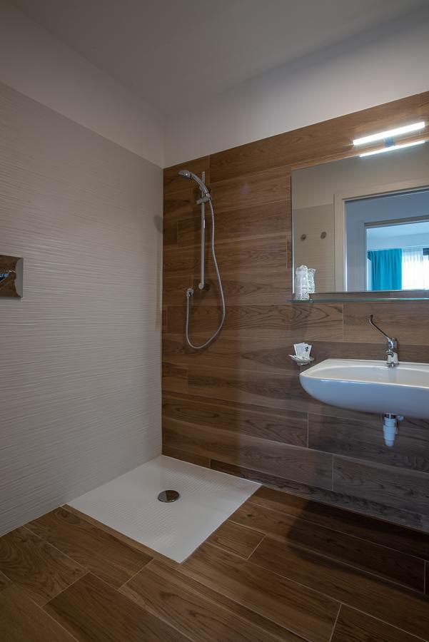 Aparthotel Miramare Grado Exterior foto