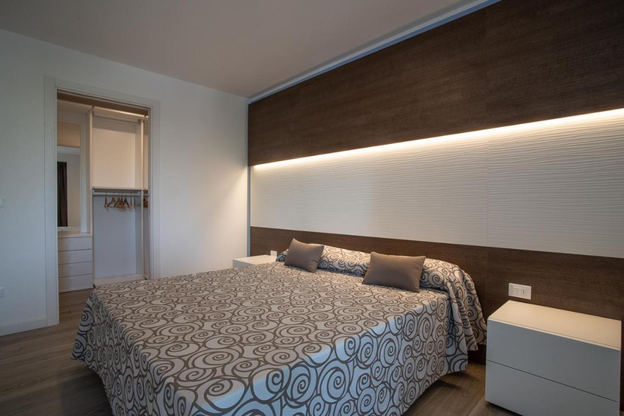 Aparthotel Miramare Grado Exterior foto